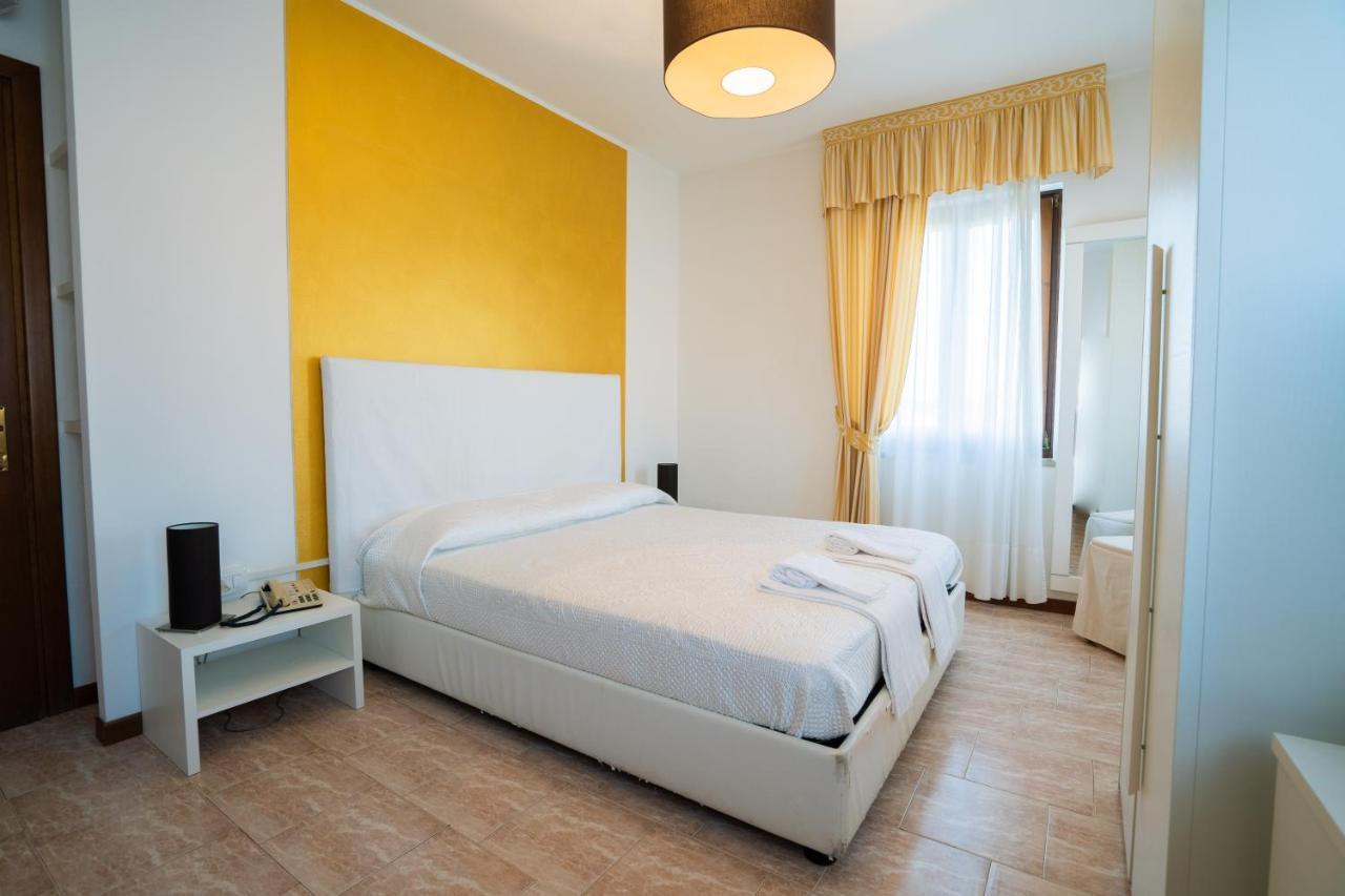 Hotel Sirena Lazise Esterno foto