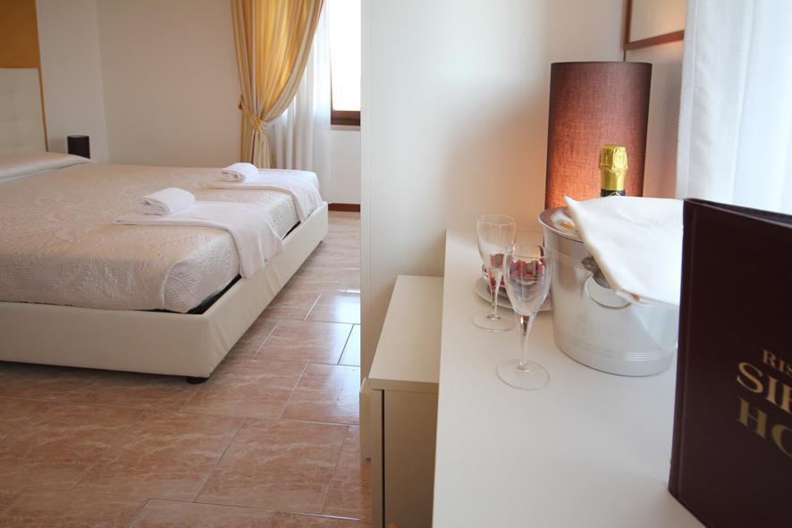 Hotel Sirena Lazise Esterno foto